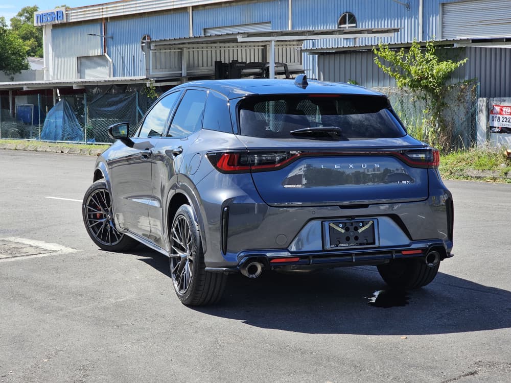 LEXUS LBX MORIZO RR (AT) 4