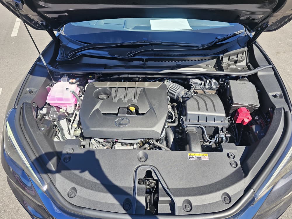 LEXUS LBX MORIZO RR (AT) 8