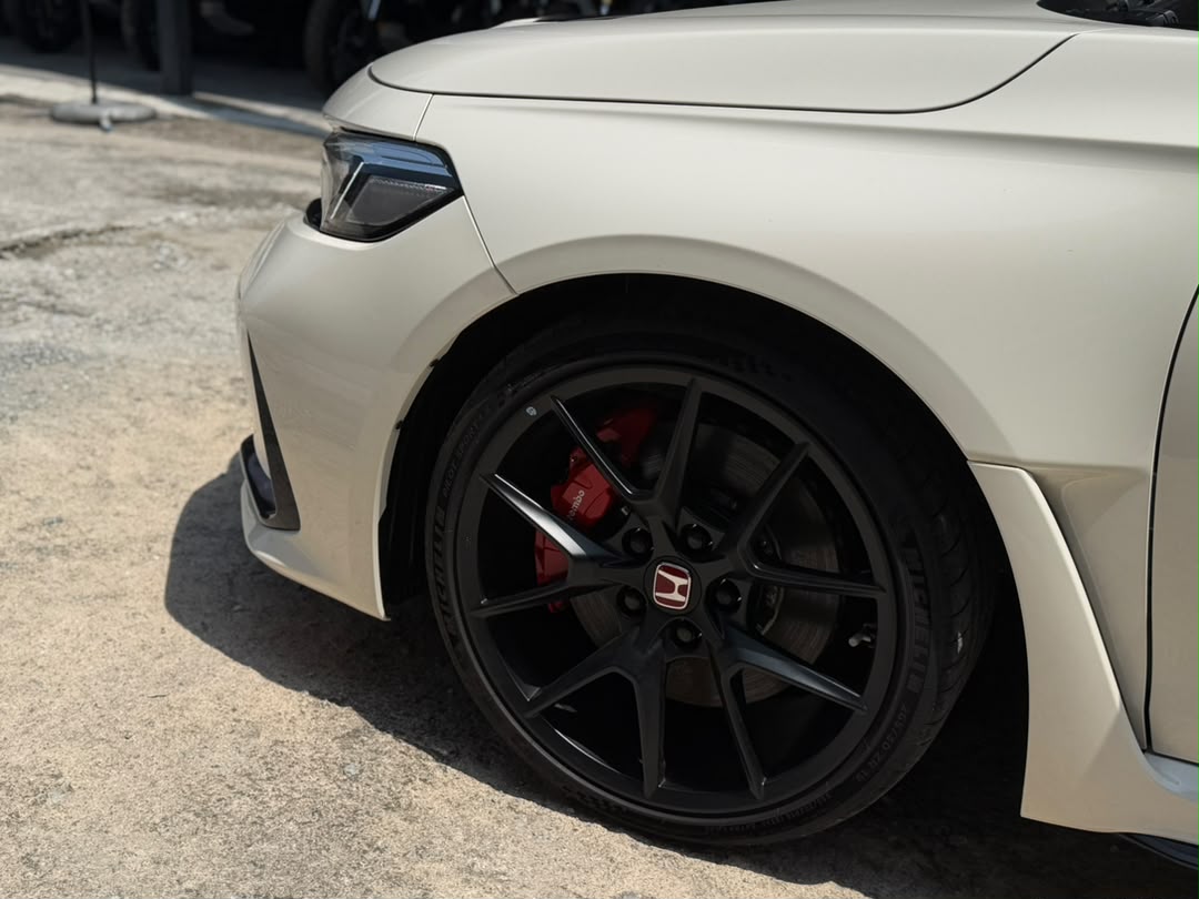 HONDA CIVIC TYPE R RACING BLACK PCKG (FL5) 5