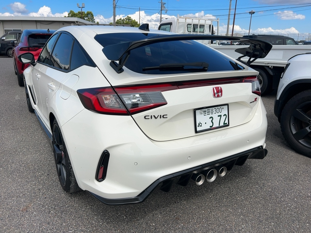 HONDA CIVIC TYPE R RACING BLACK PCKG (FL5) 8